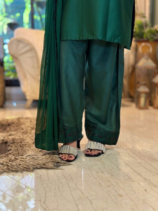 Emerald Night 3153 - Image 6