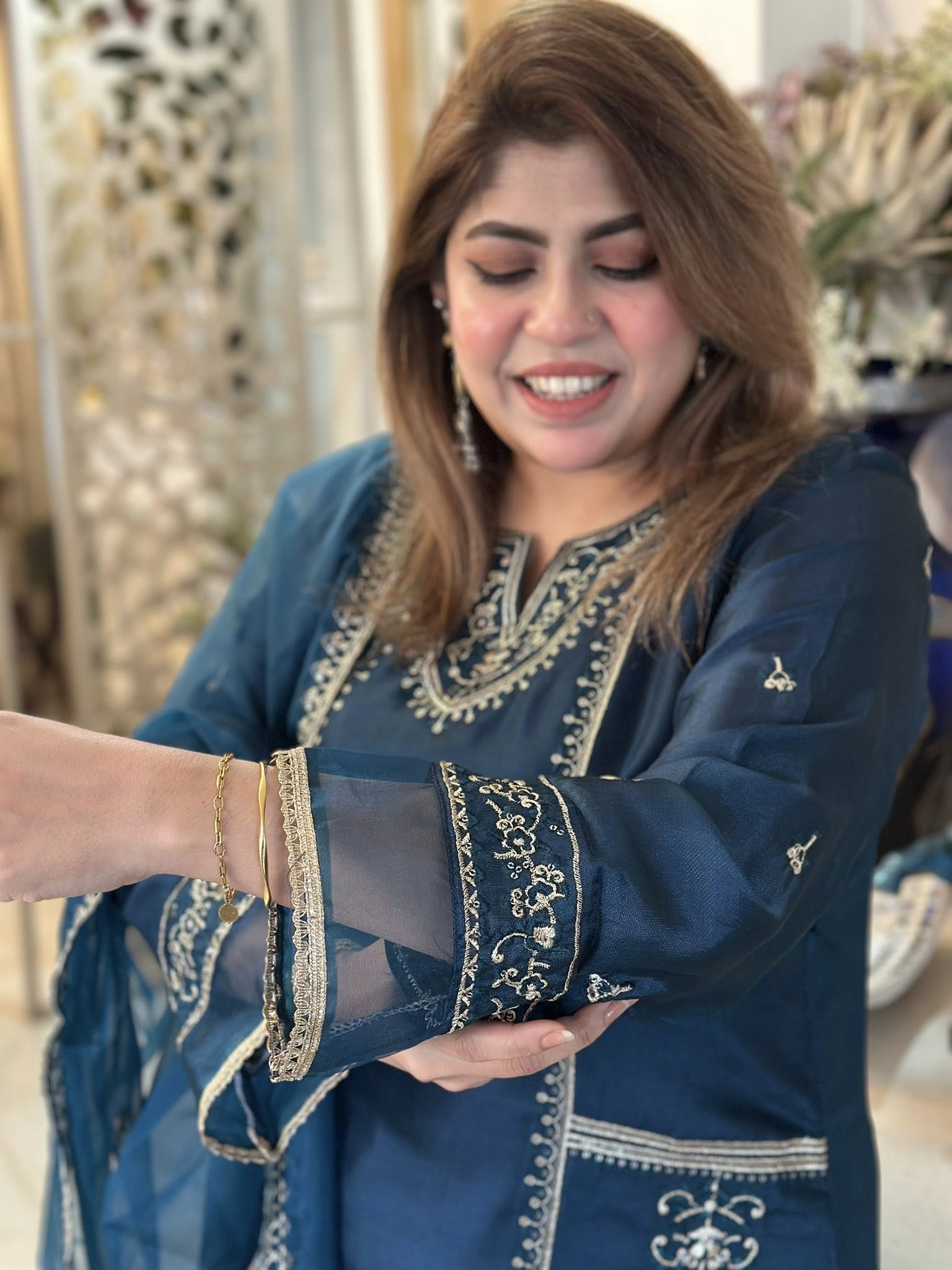 Dancing Peacock 3170 - Image 2