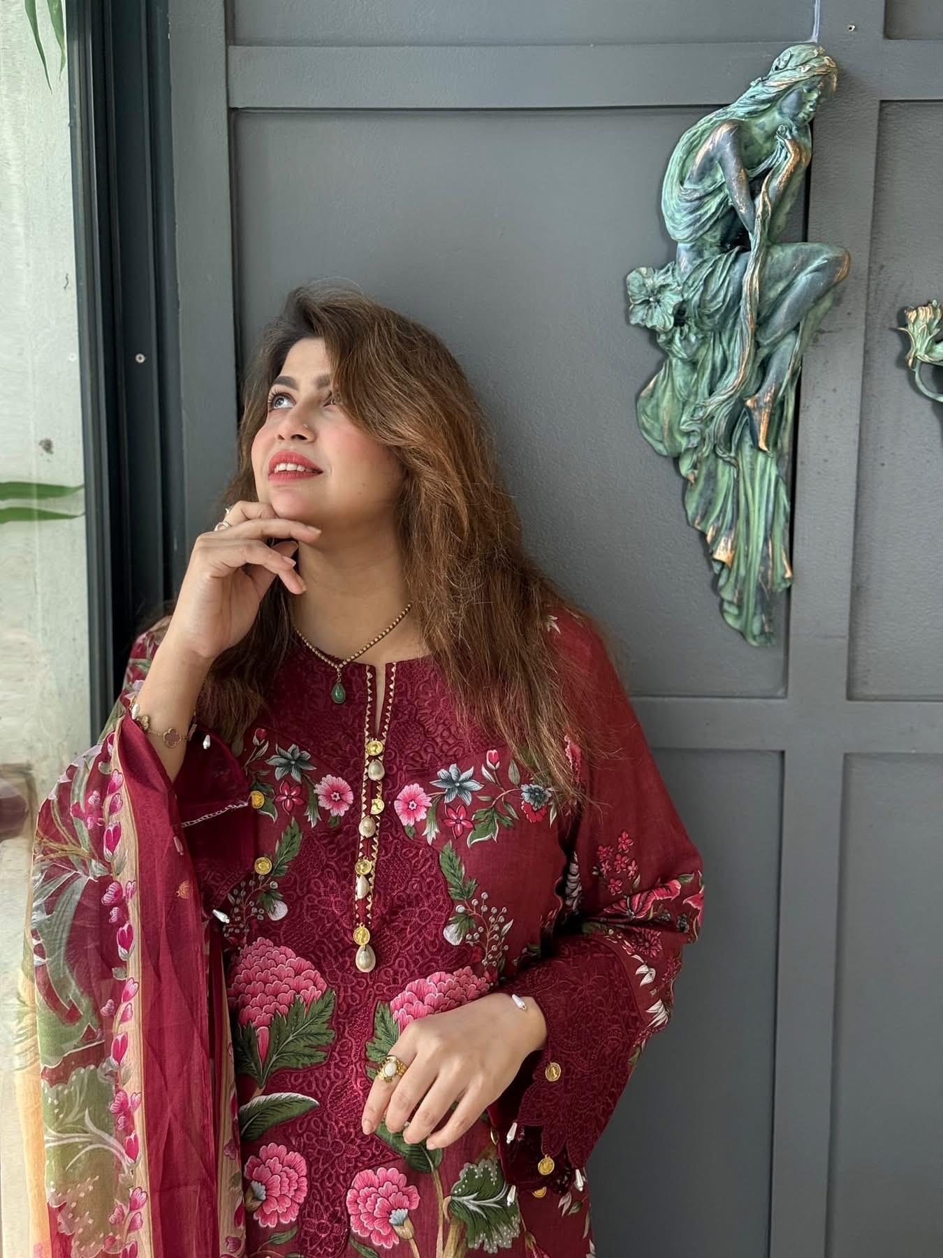 Velour Rosette - Image 5