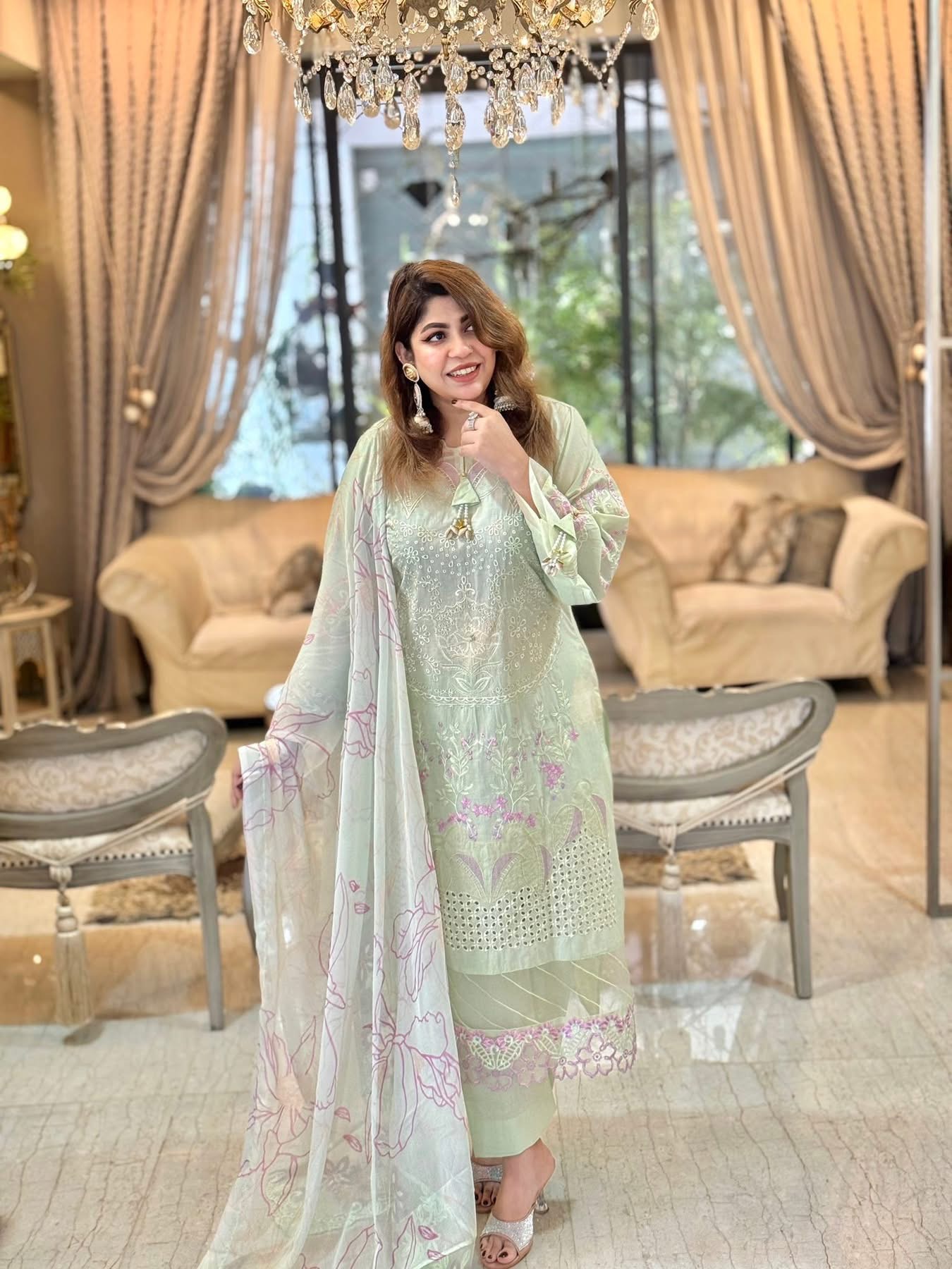 Chandni Mehek - Image 2