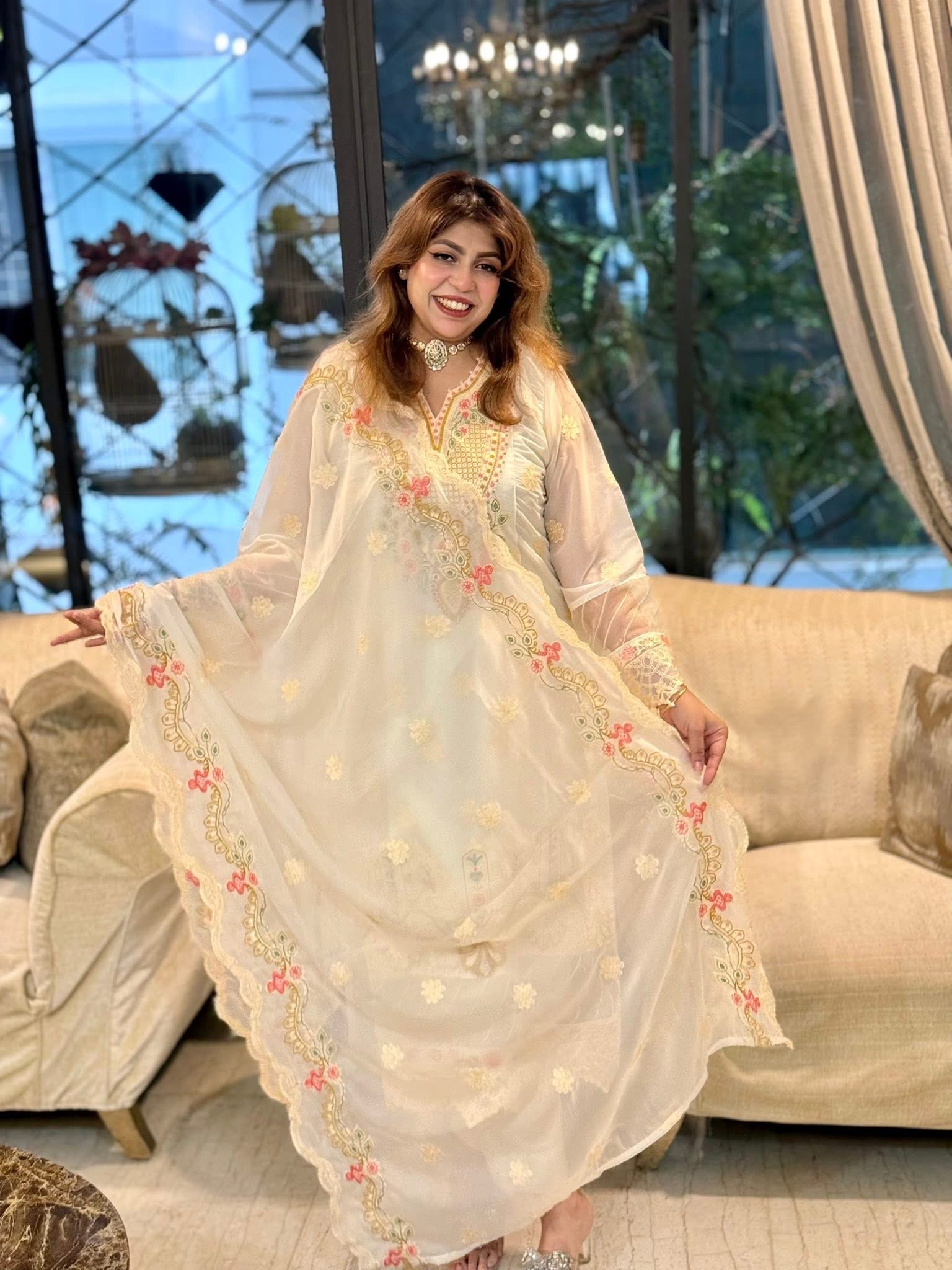 Mehr Afsoon - Image 4